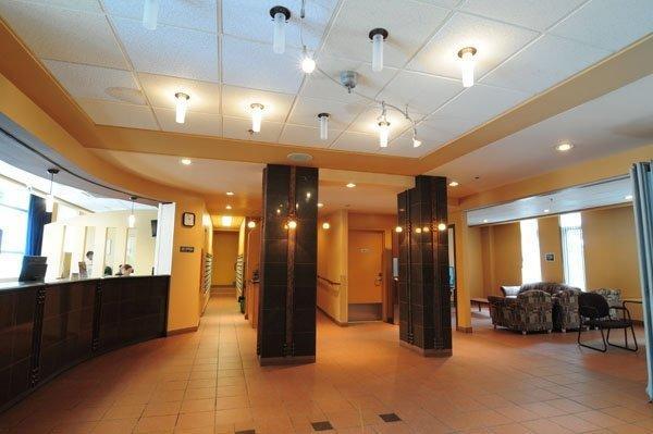 Residences Uqam Est Aparthotel