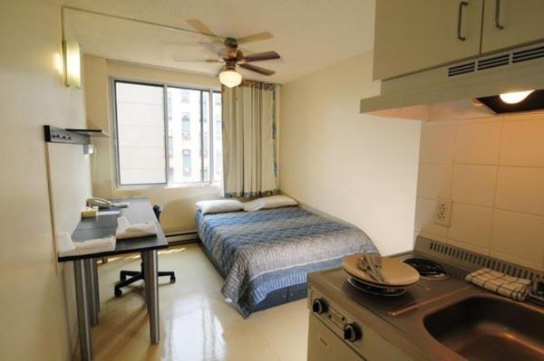 Residences Uqam Est Aparthotel Montreal